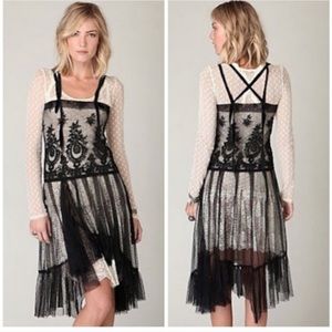 RARE FREE PEOPLE black lace raw hem Swiss dot tulle dress size S! Perfect !